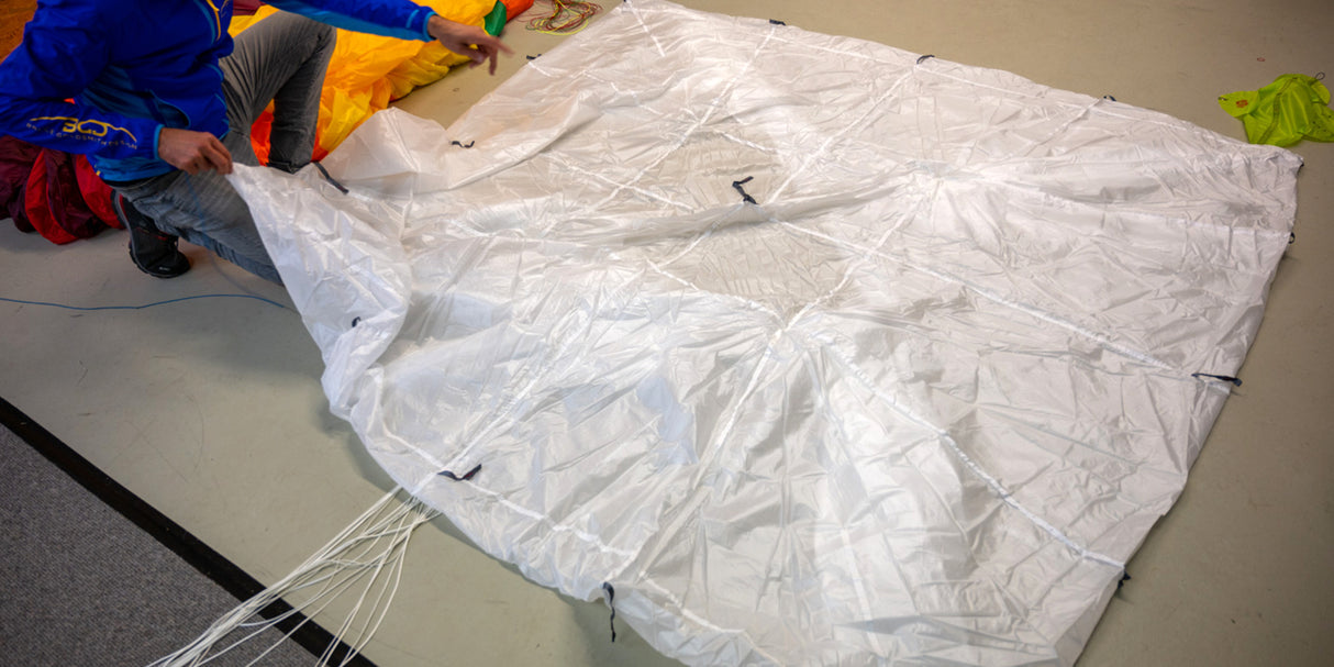 BGD WOW Parachute de secours carré