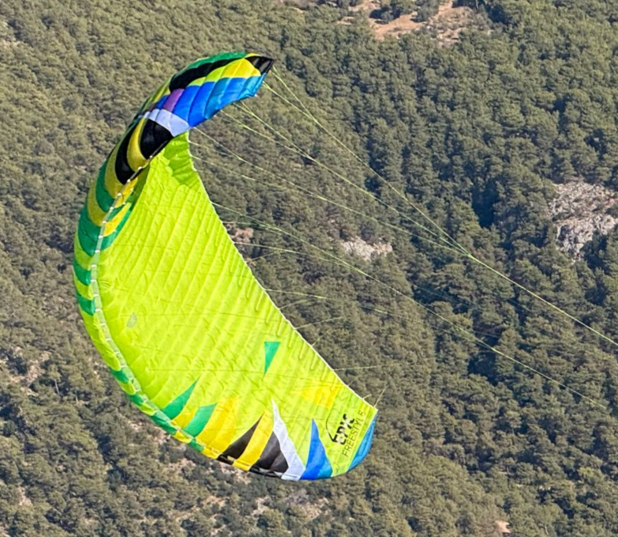 BGD Epic Freestyle Parapente EN B pour débuter l'acro