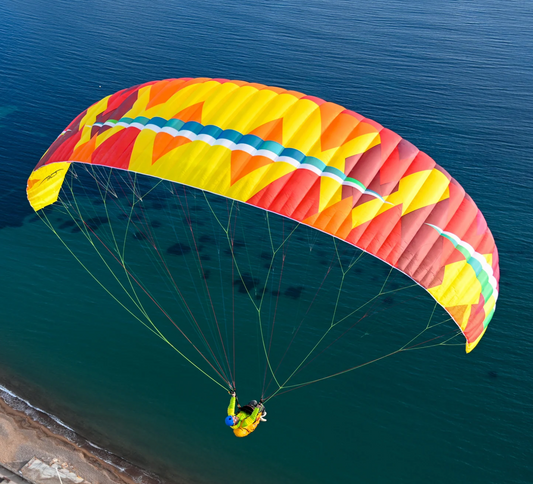 Parapente occasion BGD Magic 2 , taille 27m / ML (n°P045)