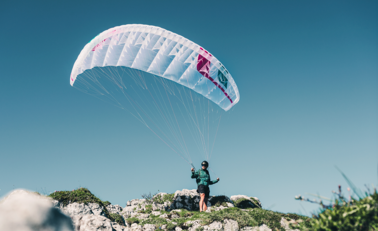 Niviuk SKIN 4P Parapente Monosurface ultra-léger