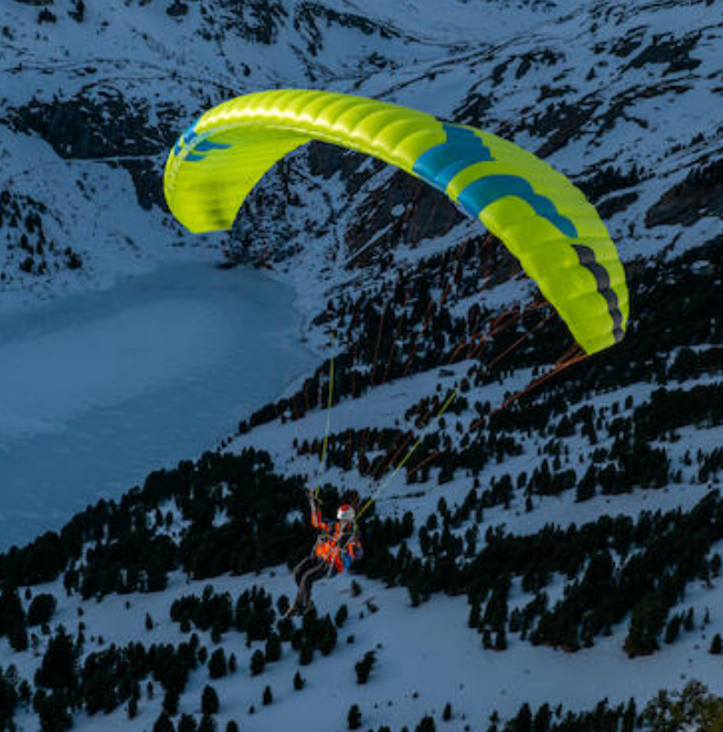 Ozone Ultralite 5 – Parapente EN-A ultraléger pour débutant - demo 21 Verte intrados Blanc HIK/W - Démo
