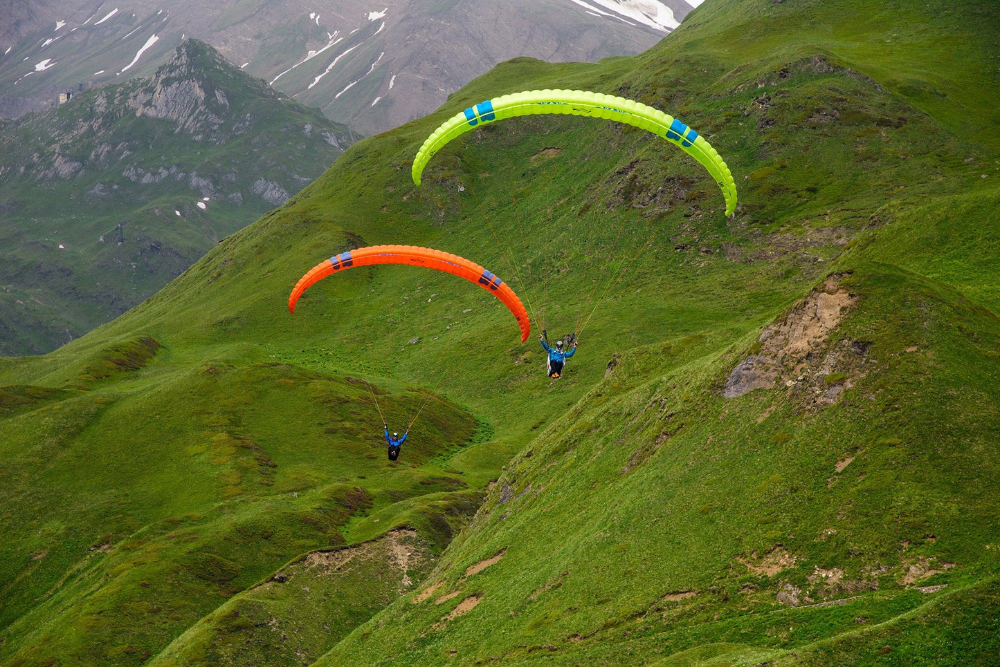 Ozone Buzz Z7 paraglider
