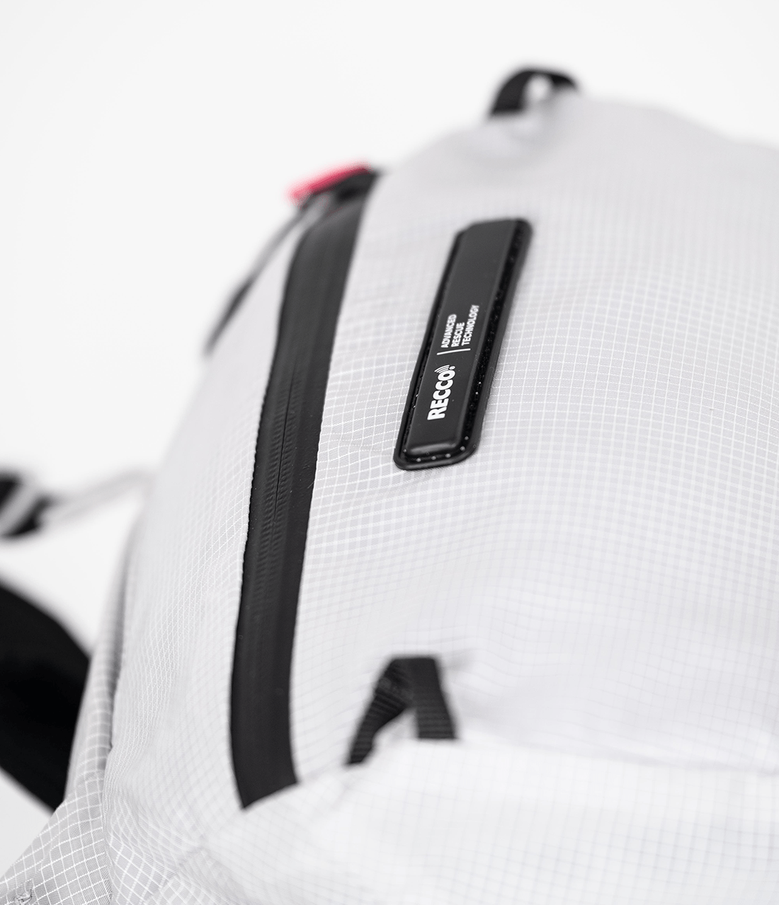 NEO Mountain 25L / 35L technical mountain backpack