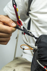 Neo container ventral emergency parachute pocket