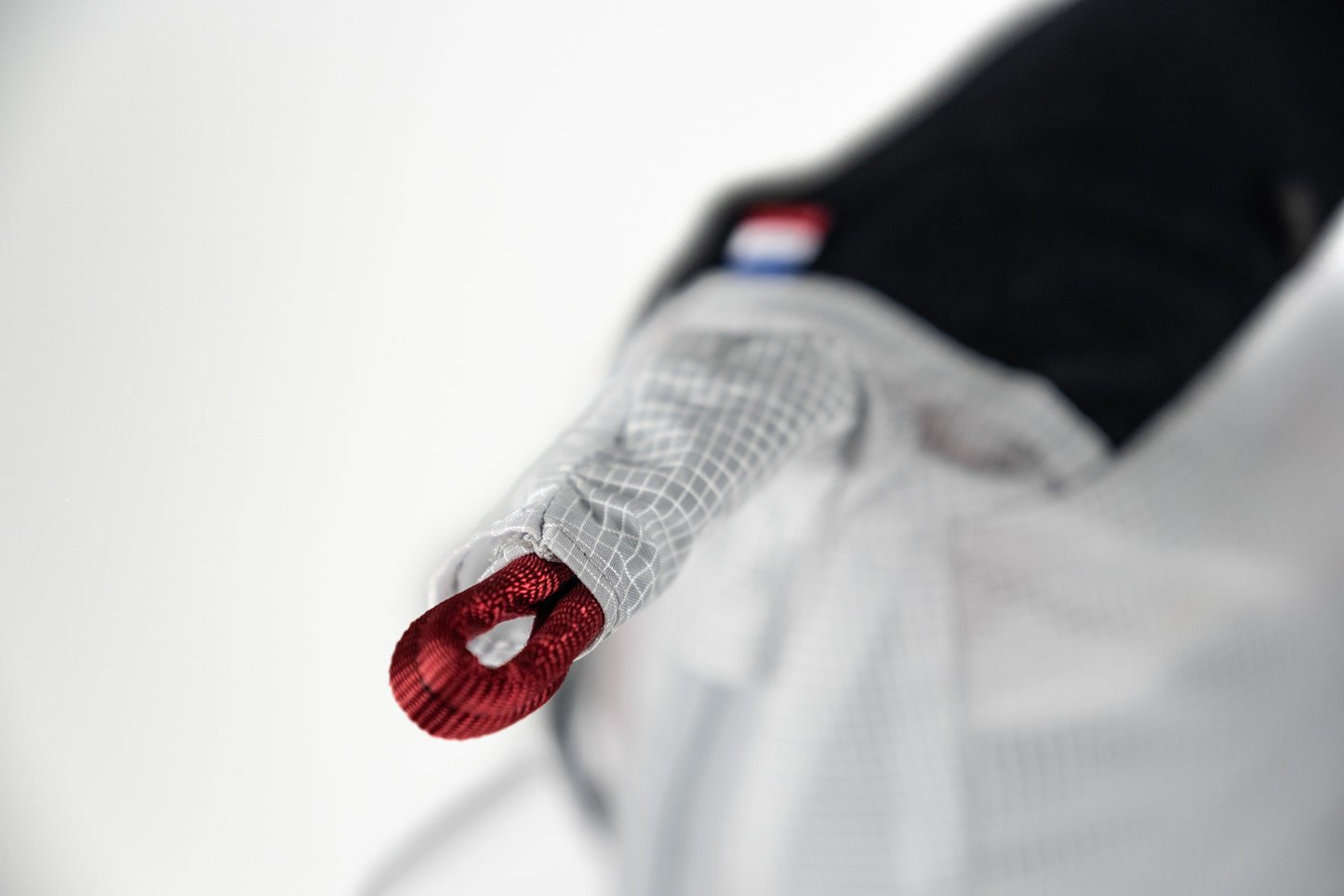 Neo lite 2.0 ventral rescue parachute container 