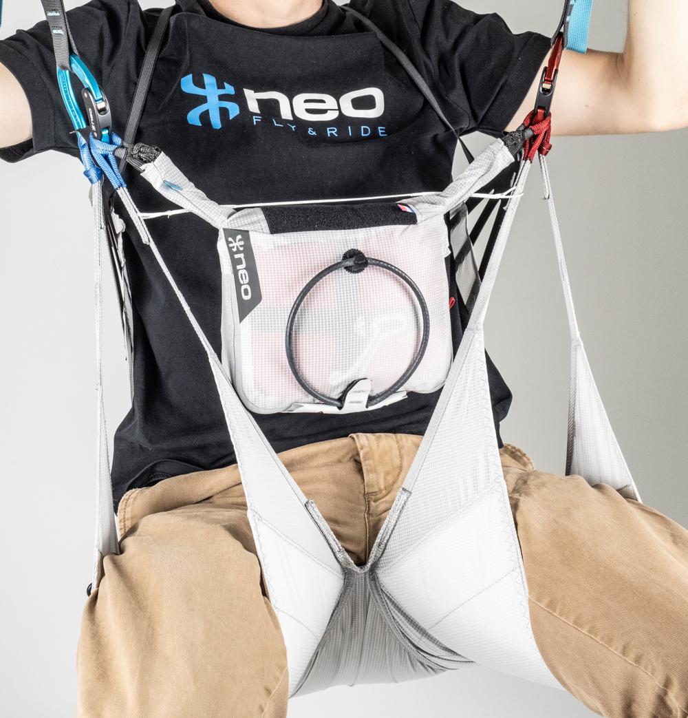 Neo lite 2.0 ventral rescue parachute container 